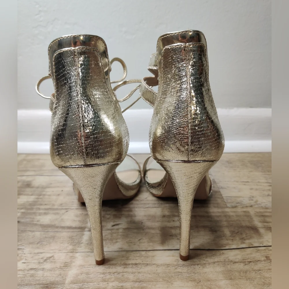 Gianni Bini Metallic gold ankle tie heel size 10 - Picture 3 of 4